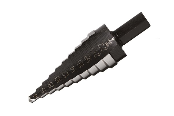 Step drill bit with the diameter size of each step marked in millimetres