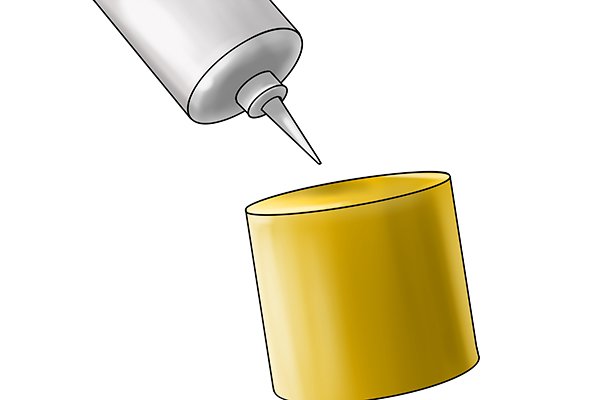 Applying glue to a bi-pole pot magnet