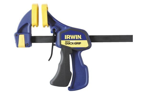 Automatic clamp with a quick release trigger for one hand clamping and one hand releasing, offering a strong clamping pressure with fast positioning. They are ideal for working in tight areas and contain non-marking pads which give a firm grip. These clamps contain swivelling jaws which makes them suitable for uneven materials.
