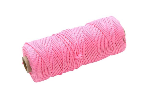 Pink Brick line, mason's line, brick twine, bricklayer's tools, marking out tools, string line, fluorescent, level, plumb, wall, bricklaying, wonkee donkee tools DIY guide, how to use a brick line