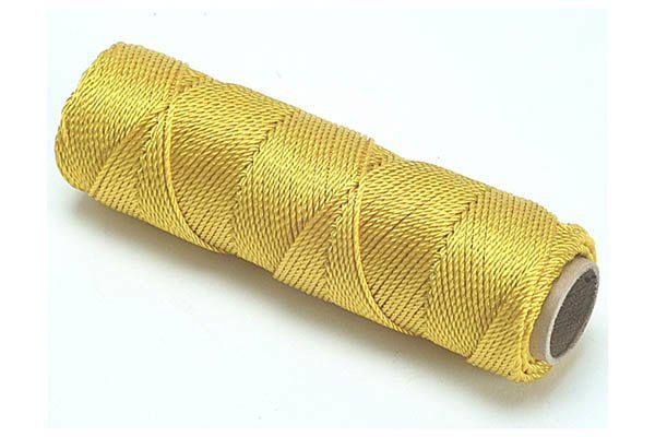 Gold Brick line, mason's line, brick twine, bricklayer's tools, marking out tools, string line, fluorescent, level, plumb, wall, bricklaying, wonkee donkee tools DIY guide, how to use a brick line