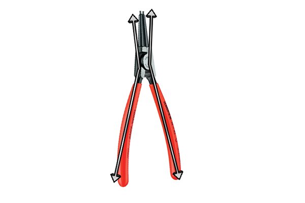 External circlip pliers work in the opposite way to standard to pliers, when the handles are closed the tips open