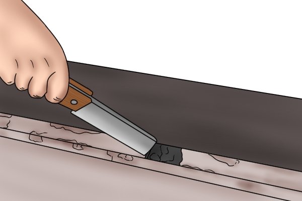 Hacking knives or lead knives with hacking blades can be hit with a hammer
