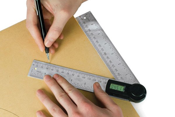 digital angle finder can be used in the same way as a standard ruler