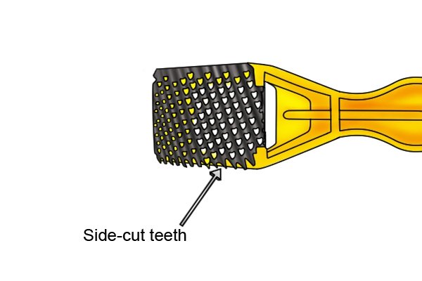 A shaver blade has side-cut teeth