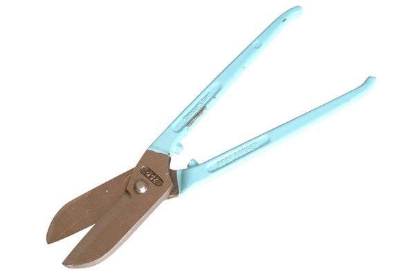 Tinsnips are an alternative to diagonal side cutting pliers, nippers, cutters.