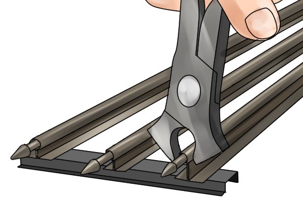Shaping model railway track with end cutting pincers