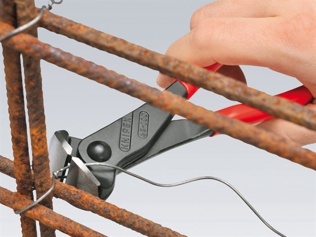 Grasping wire with end cutter