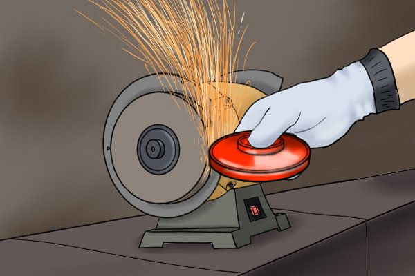 Trimming regulator body on grinding machine
