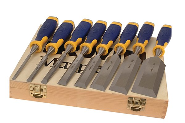Wood chisels with handles