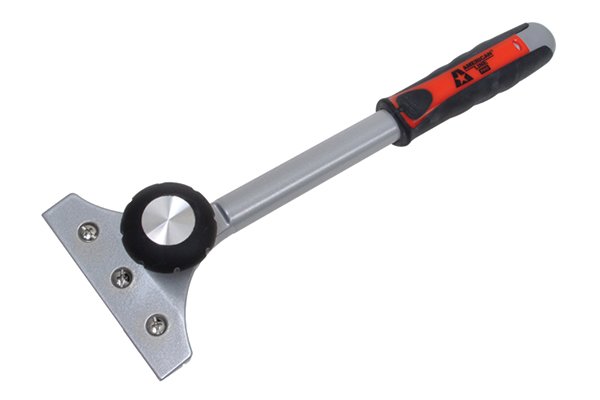 wall scraper or paint scraper with replaceable blade