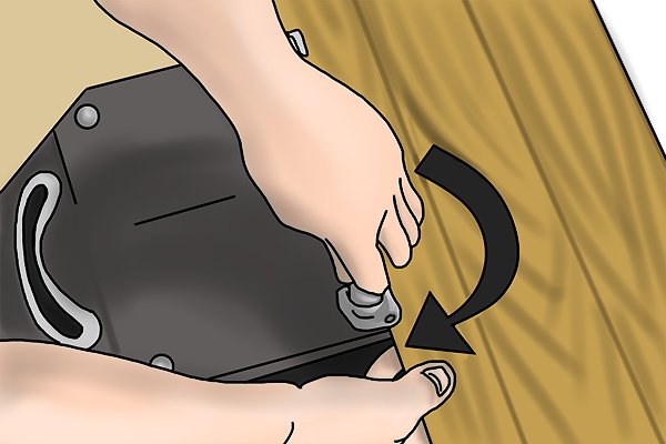 tighten the screw to secure the board on the laminate floor cutter