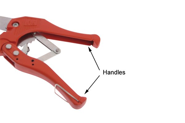 Ratchet tube cutter handles