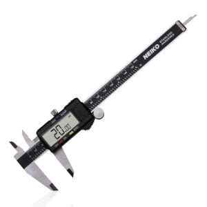 Neiko 01407A electronic digital caliper used for measuring.