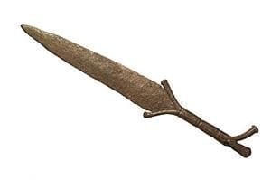 Steel weapon used in battle due to its durability